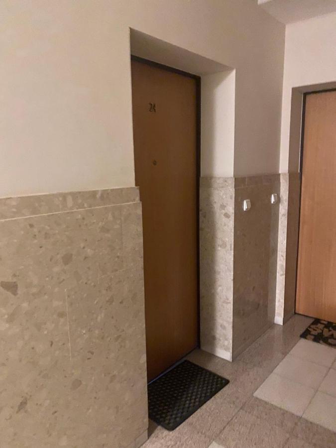 Komfortowy Apartament Na Florianskiej, Park Praski, Dw Wilenski,W Odleglosci Spaceru Od Starego Miasta, Milo Widziec Gosci Ze Zwierzetami Varsovia Exterior foto